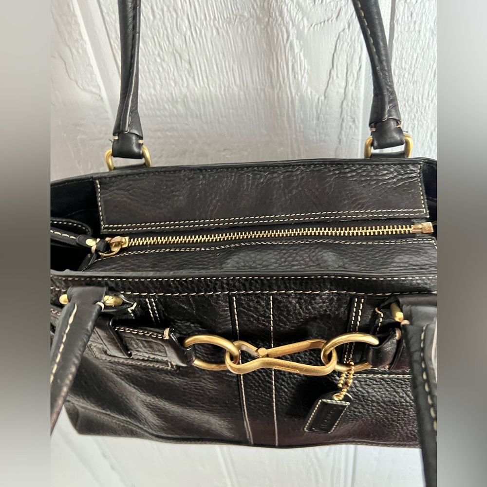 Coach Hampton VTG Black Pebbled Leather Shoulder Bag  brass hardware GUC - Picture 7 of 13